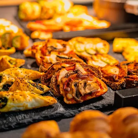 Casa Alhaja By Shiadu Hotel 3*