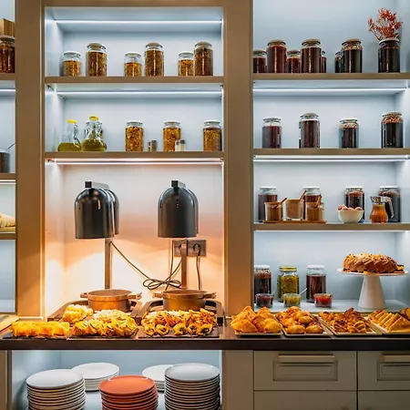 Casa Alhaja By Shiadu