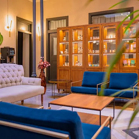 Casa Alhaja By Shiadu Hotel 3*