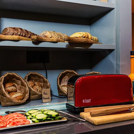 Casa Alhaja By Shiadu Hotel 3*